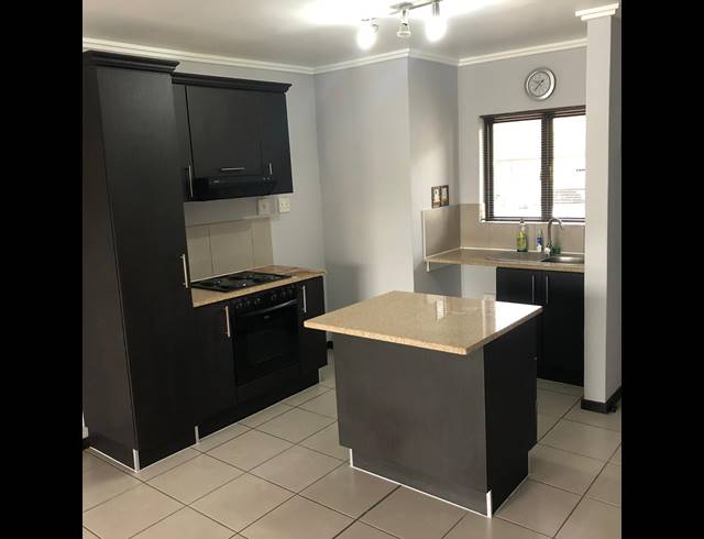 2 BEDROOM FLAT SOLD IN SHERWOOD